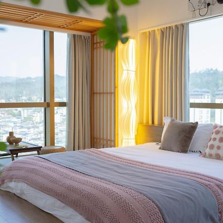 Midsummer Homestay 張家界市 エクステリア 写真