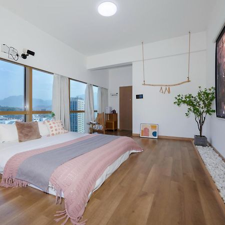 Midsummer Homestay 張家界市 エクステリア 写真