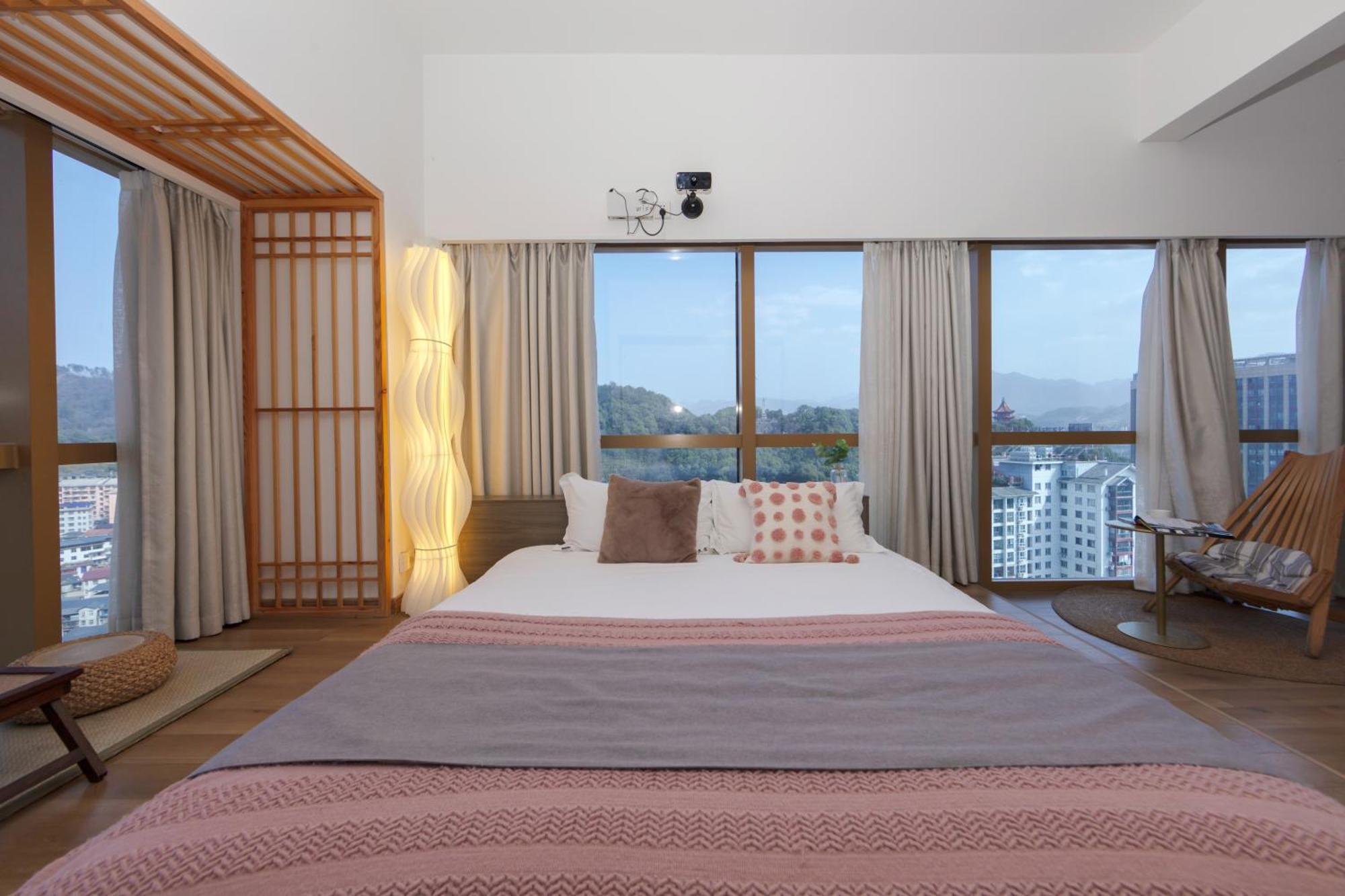 Midsummer Homestay 張家界市 エクステリア 写真